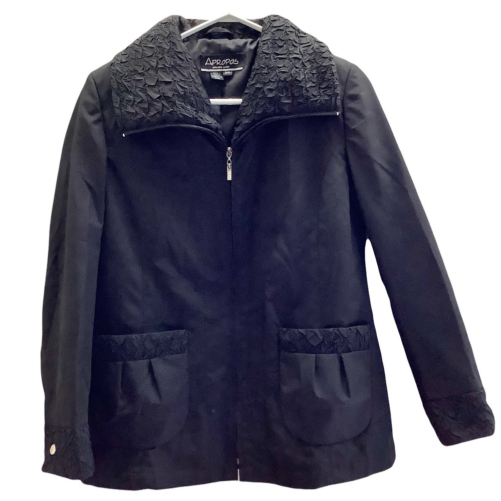 Apropos Black Ruched Collar Jacket